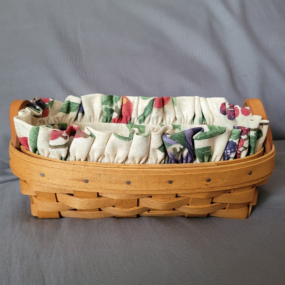 Longaberger 1992 Lavender Booking Basket with Liner